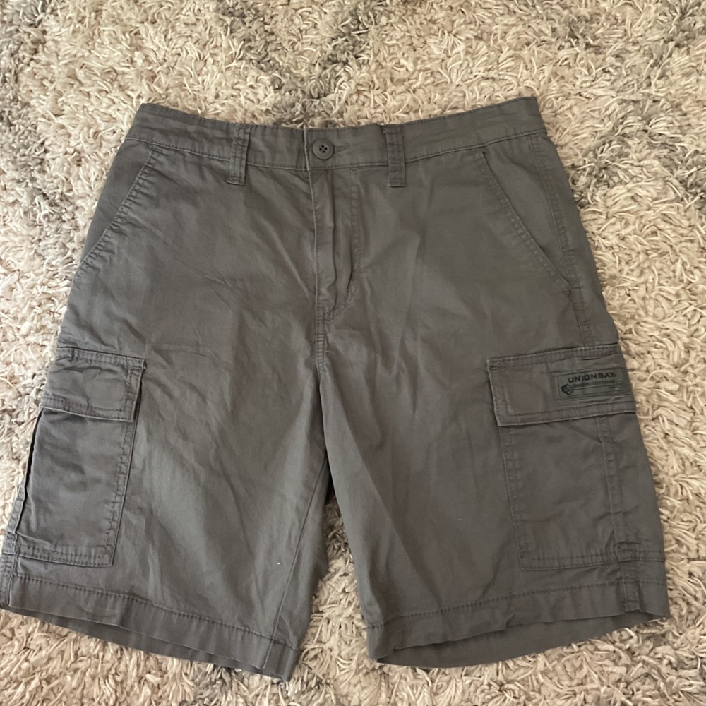 Unionbay Mens Cargo Shorts Gray Size 30 Cotton Stretch Multi Pocket Casual